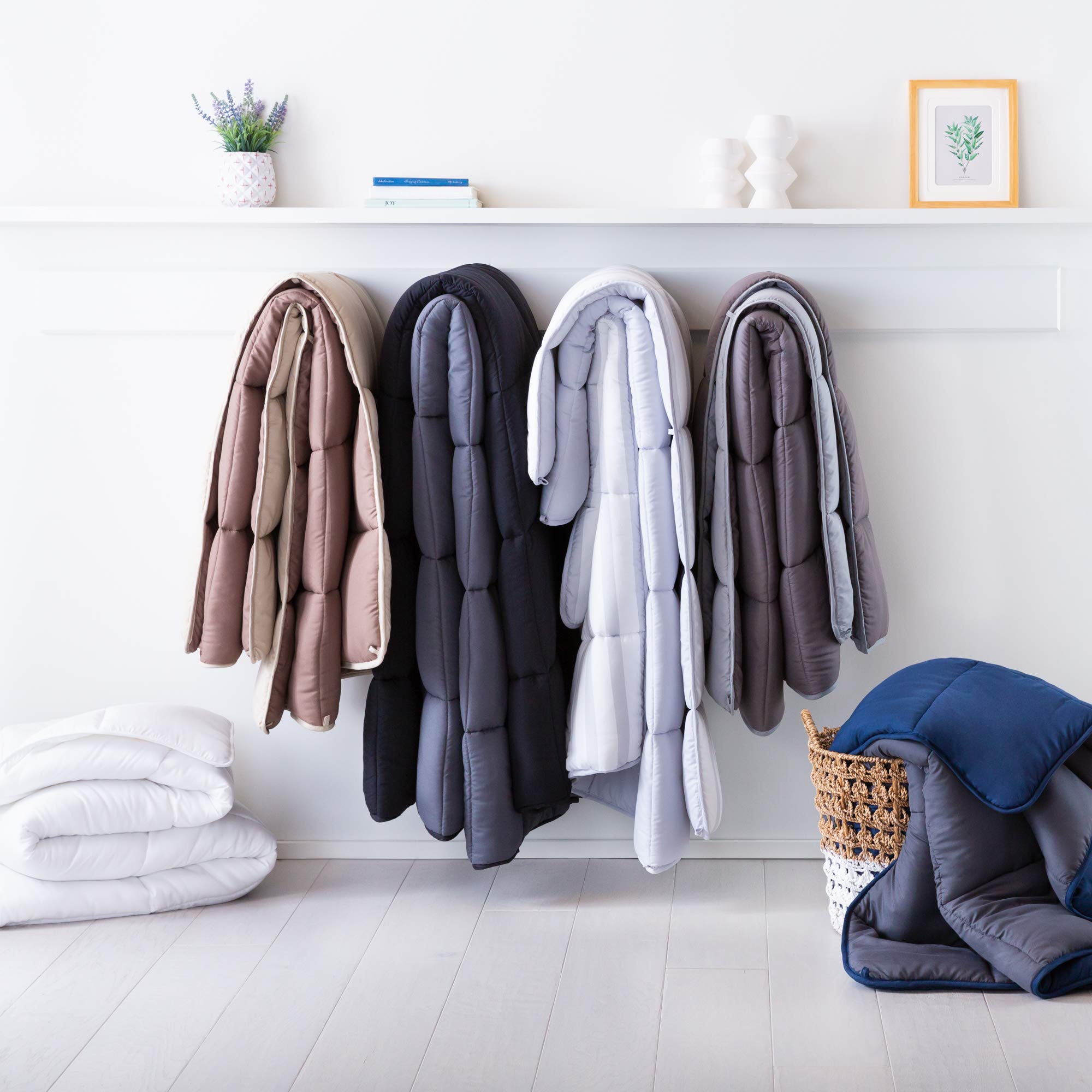 Cymak All Season Hypoallergenic Down Alternative Microfiber Comforter