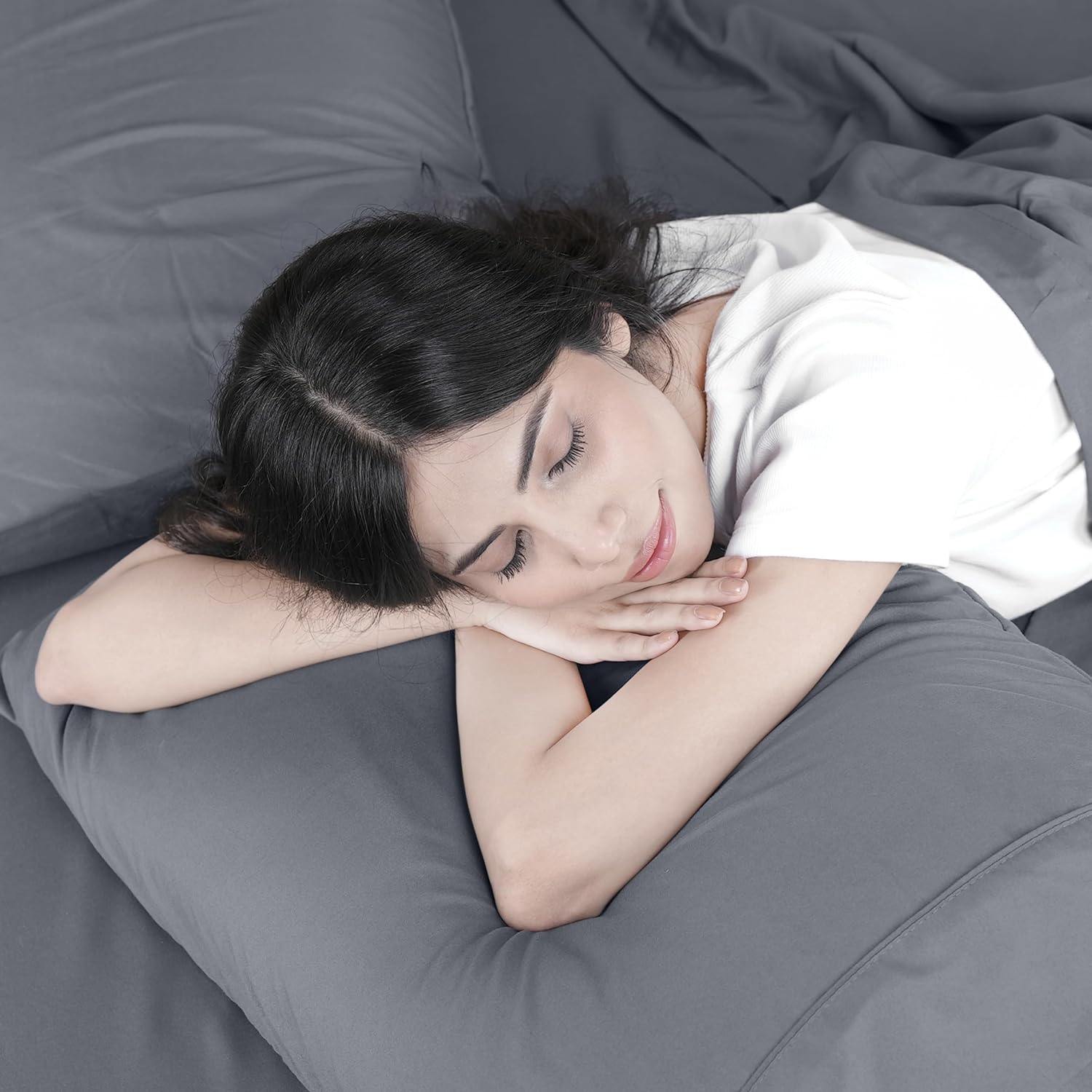 Cymak Bedding Bed Sheet Set - 4 Piece Queen Bedding - Soft Brushed Microfiber Fabric - Shrinkage & Fade Resistant - Easy Care